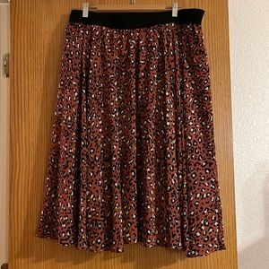 Mauve leopard print skirt